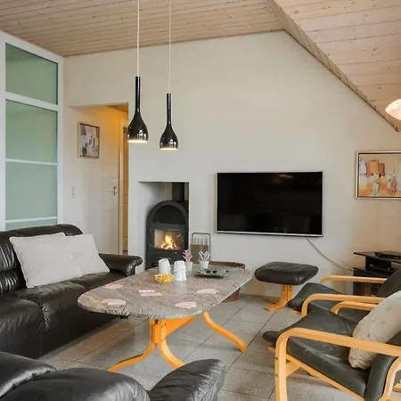 303-harboore-fourmivej-3 Holiday home *